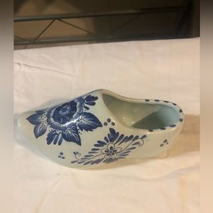 Dutch porcelain shoe